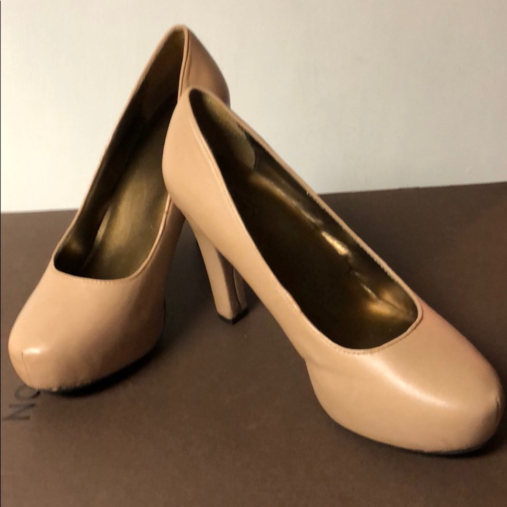 Woman High heels